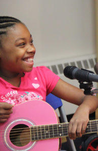 Kids Creative - Kids Creative Jayla with pink guitar